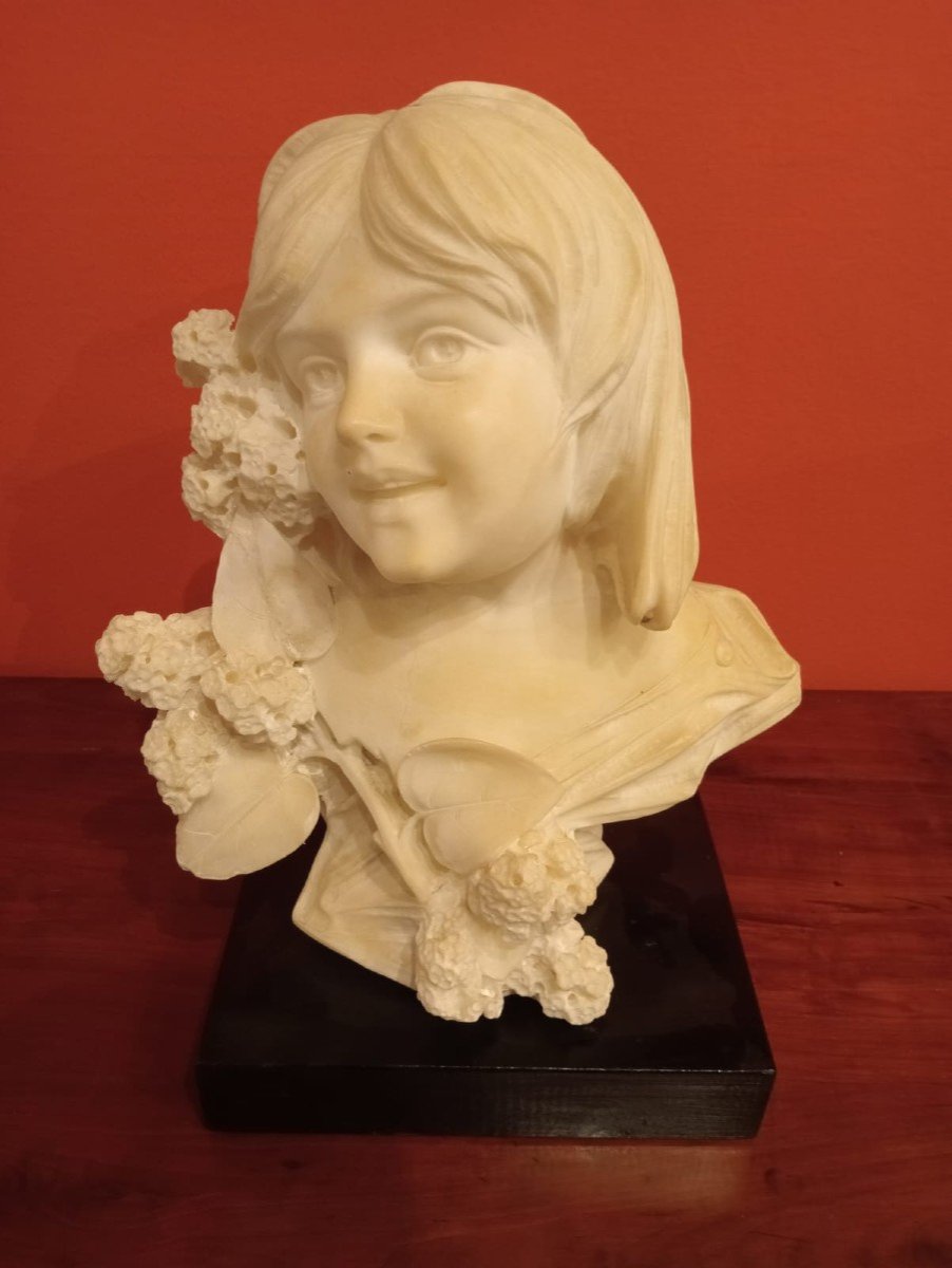 Busto di ragazza-photo-2