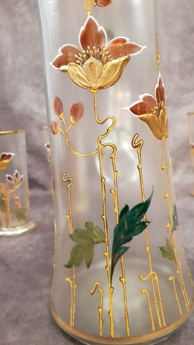 Brocca caraffa E 4 Bicchieri Art Nouveau In Vetro decorato con Smalti-photo-3