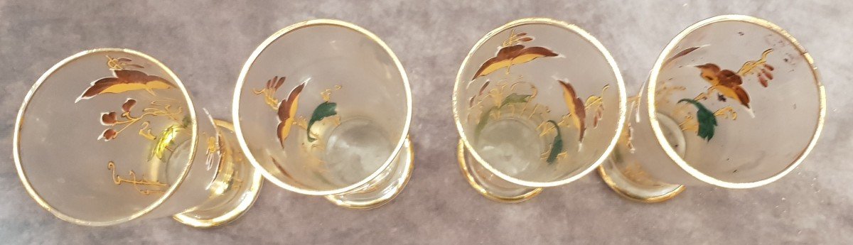 Brocca caraffa E 4 Bicchieri Art Nouveau In Vetro decorato con Smalti-photo-3