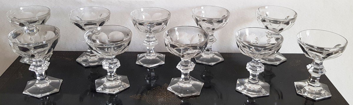 10 Coupes à Champagne Anciennes En Cristal Modèle Harcourt Hauteur Varie 12,5 -13 Cm