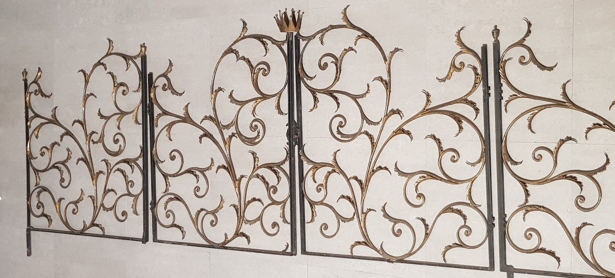 Grille d'Interieur En Fer Forgé Feuilles Et Couronne Dorées 385 Cm-photo-2