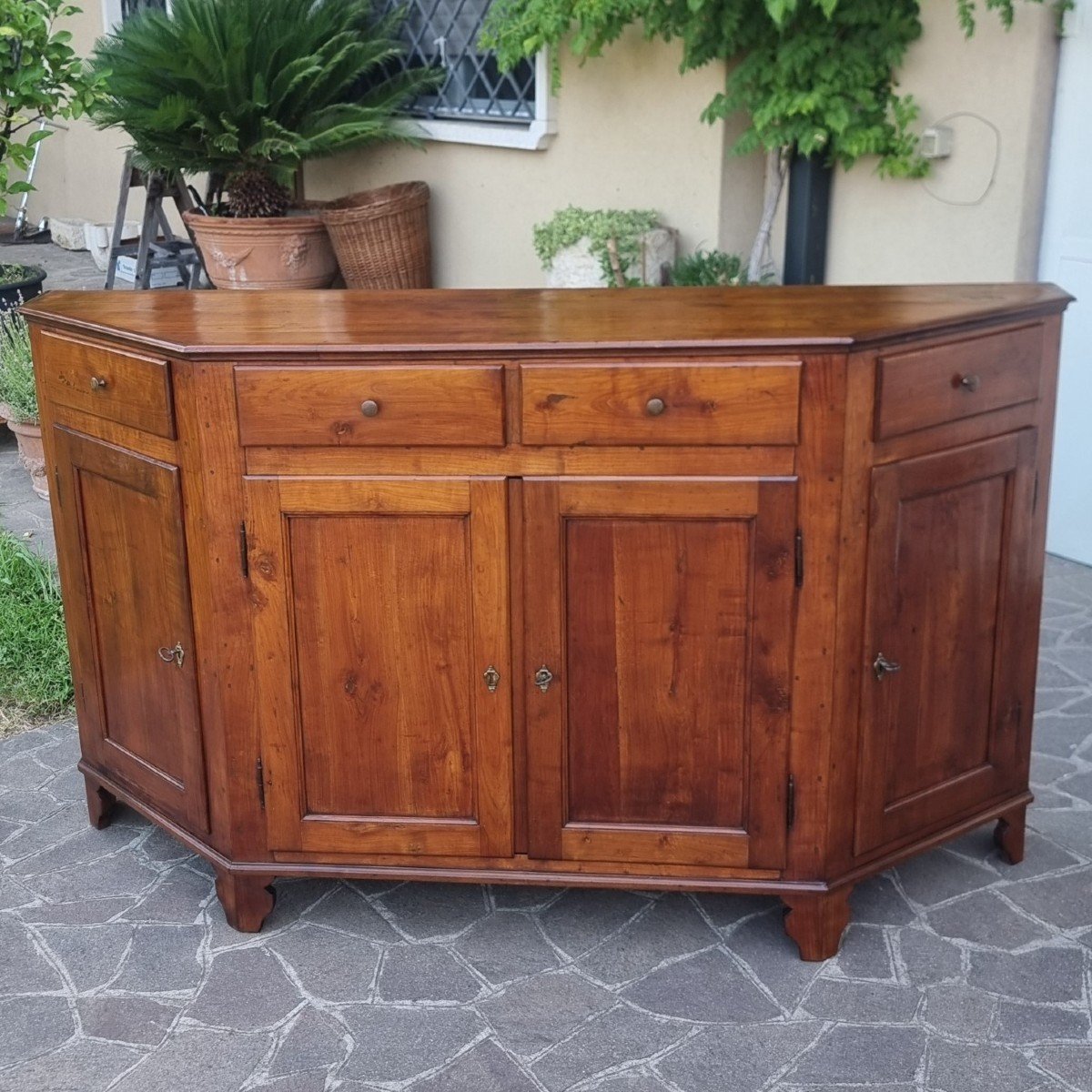 Credenza Scantonata del 1800 Veneta in Ciliegio