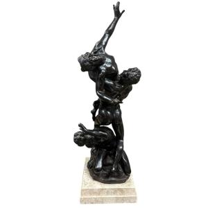 Scultura in bronzo del Ratto delle Sabine.