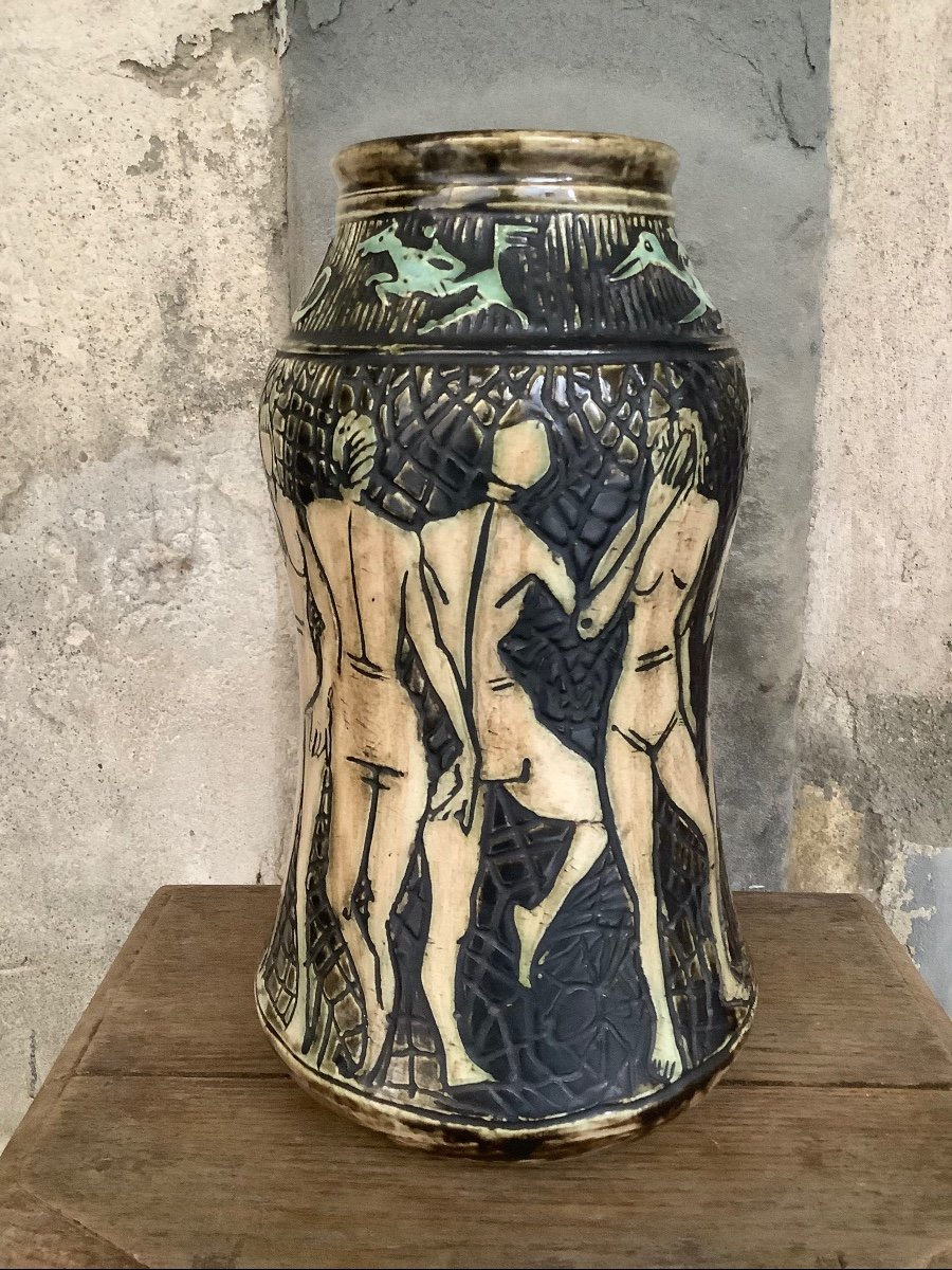 Vaso in ceramica con figure di nudi Ep 900