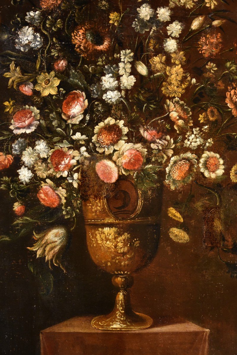 Andrea Scacciati (Firenze 1642 – 1710) Composizione di fiori entro vaso sbalzato (2 di 3)-photo-2