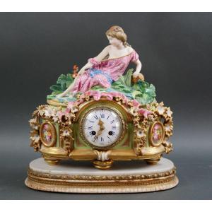 Orologio in Porcellana di Parigi e Biscuit con Statuina Epoca Luigi Filippo XIX