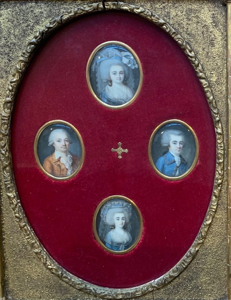 Raro Set Indiviso di 4 Miniature Commemorative di Famiglia, Fine XVIII Secolo, circa 1780