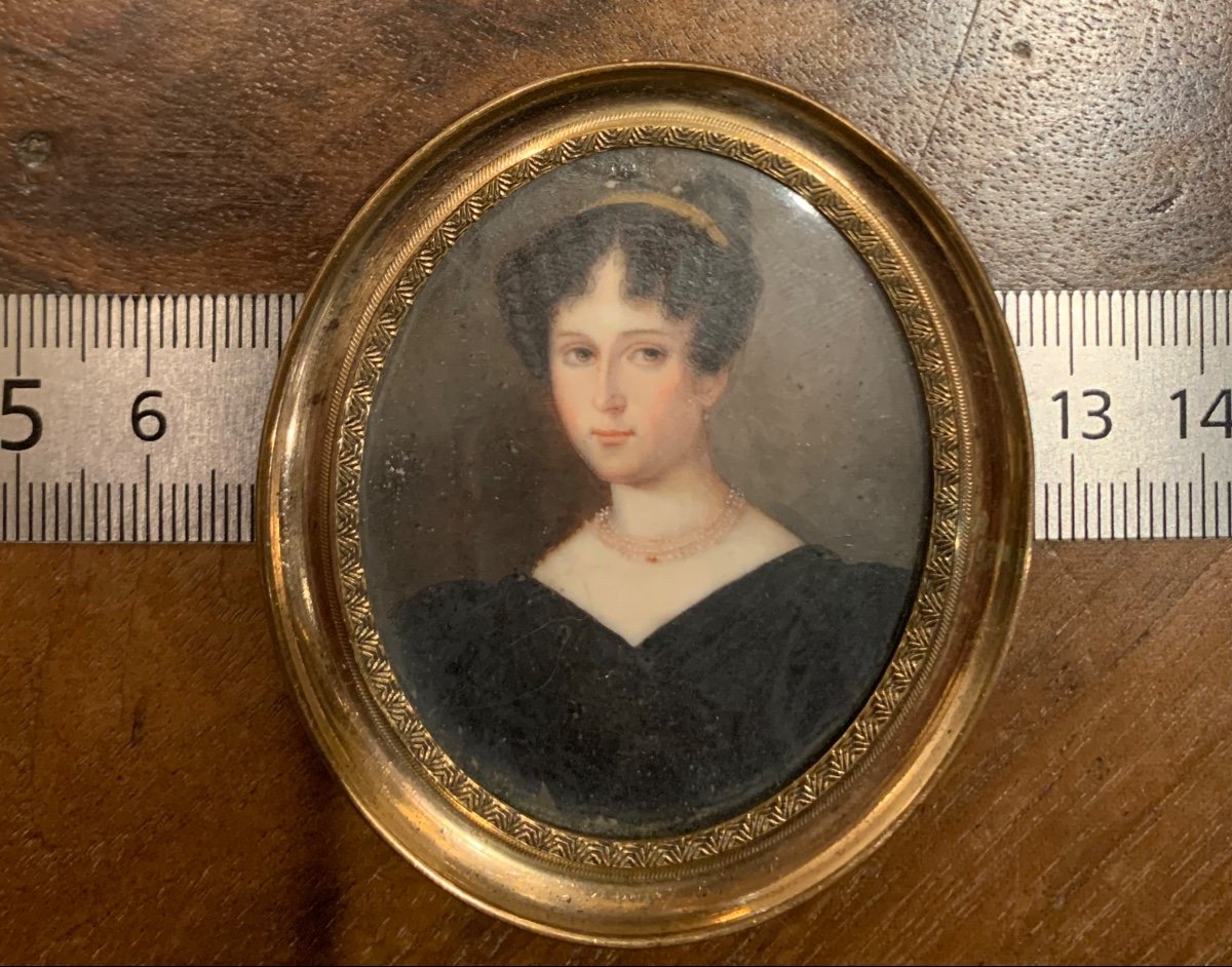 Ritratto di donna con boccoli frontali e diadema, circa 1820  Epoca: Circa 1820-photo-4