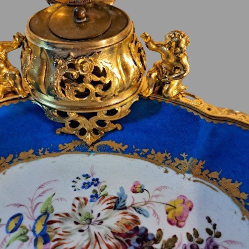 CALAMAIO IN PORCELLANA DI SEVRES E BRONZO DORATO NAPOLEONE III-photo-3