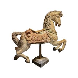 Grande cavallo in legno policromo 