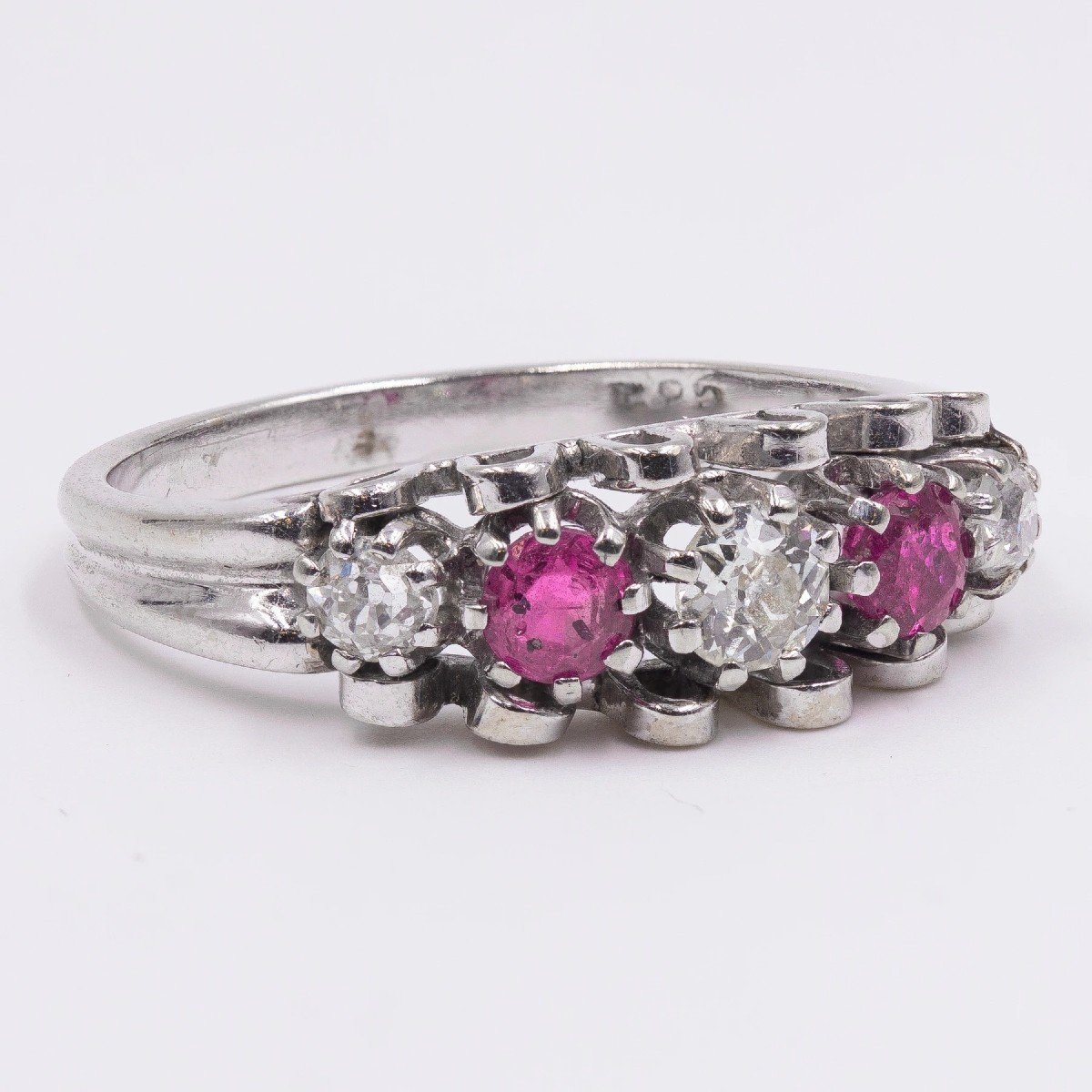 Bague Vintage En Or Blanc 14 Carats Avec Diamants Et Rubis-photo-4