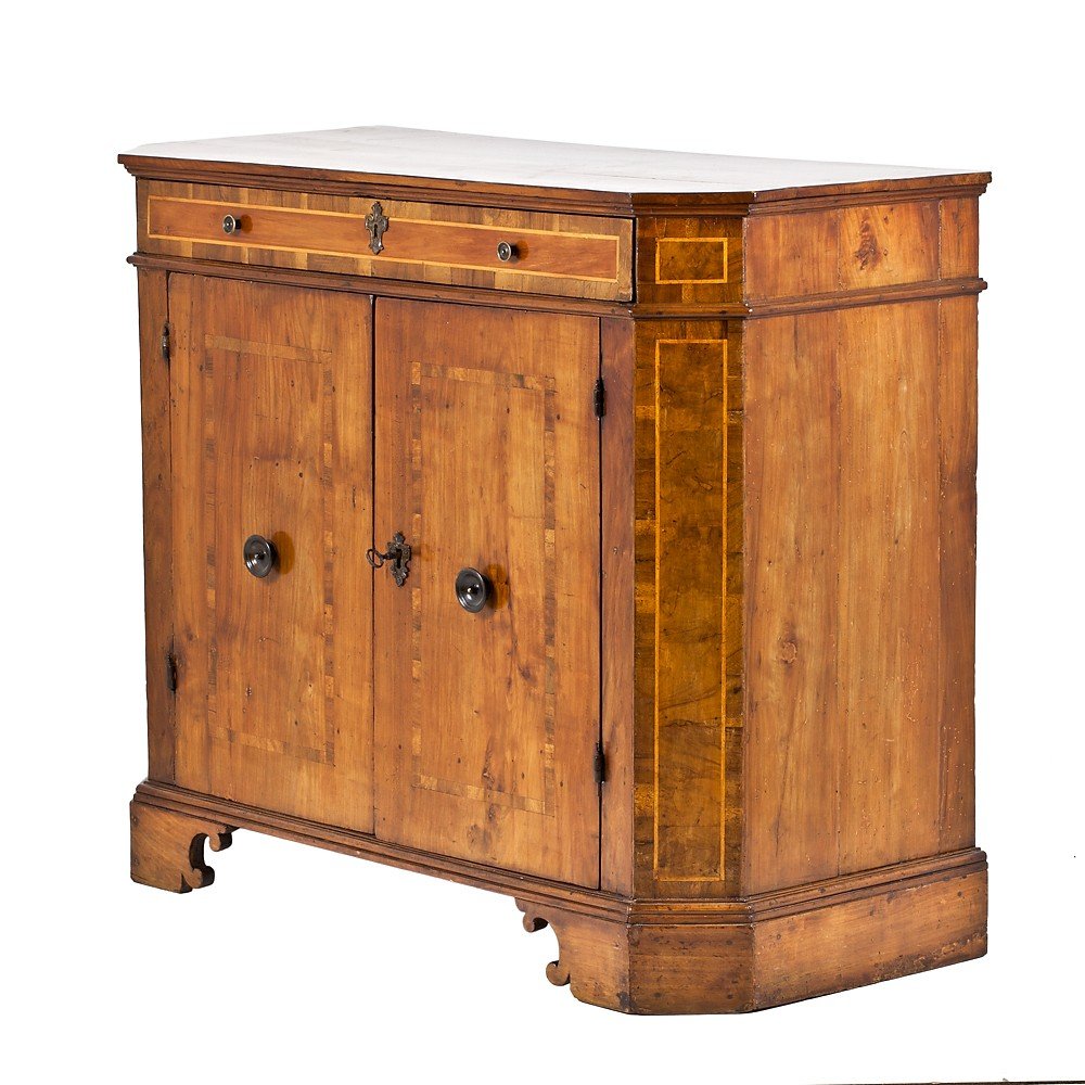 Credenza toscana di epoca fine Seicento