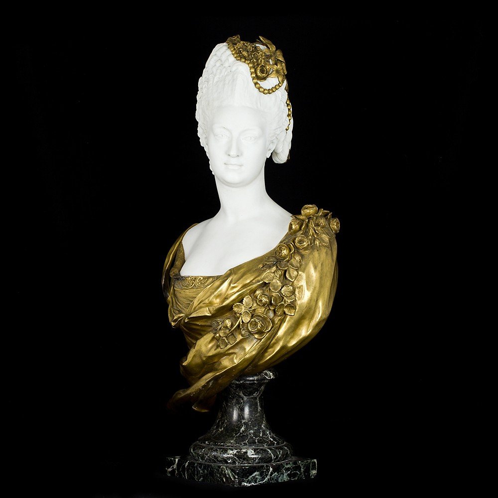 Scultura raffigurante Maria Antonietta