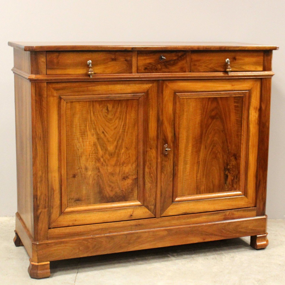 Antica Credenza Luigi Filippo in noce - 19°secolo