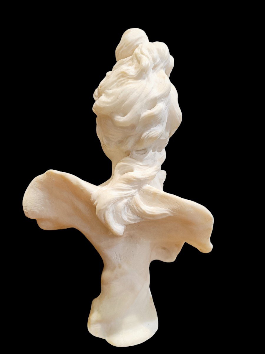 Scultura in alabastro raffigurante donna. Francia,1900 circa.-photo-4