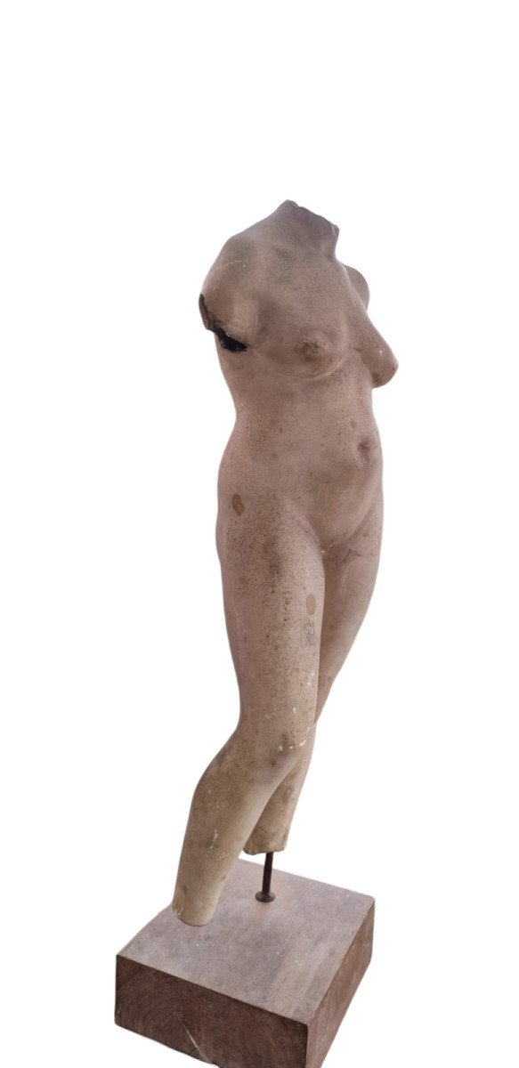 Scultura in gesso raffigurante  Nudo femminile.Otello Montaguti(1921-2005)-photo-2