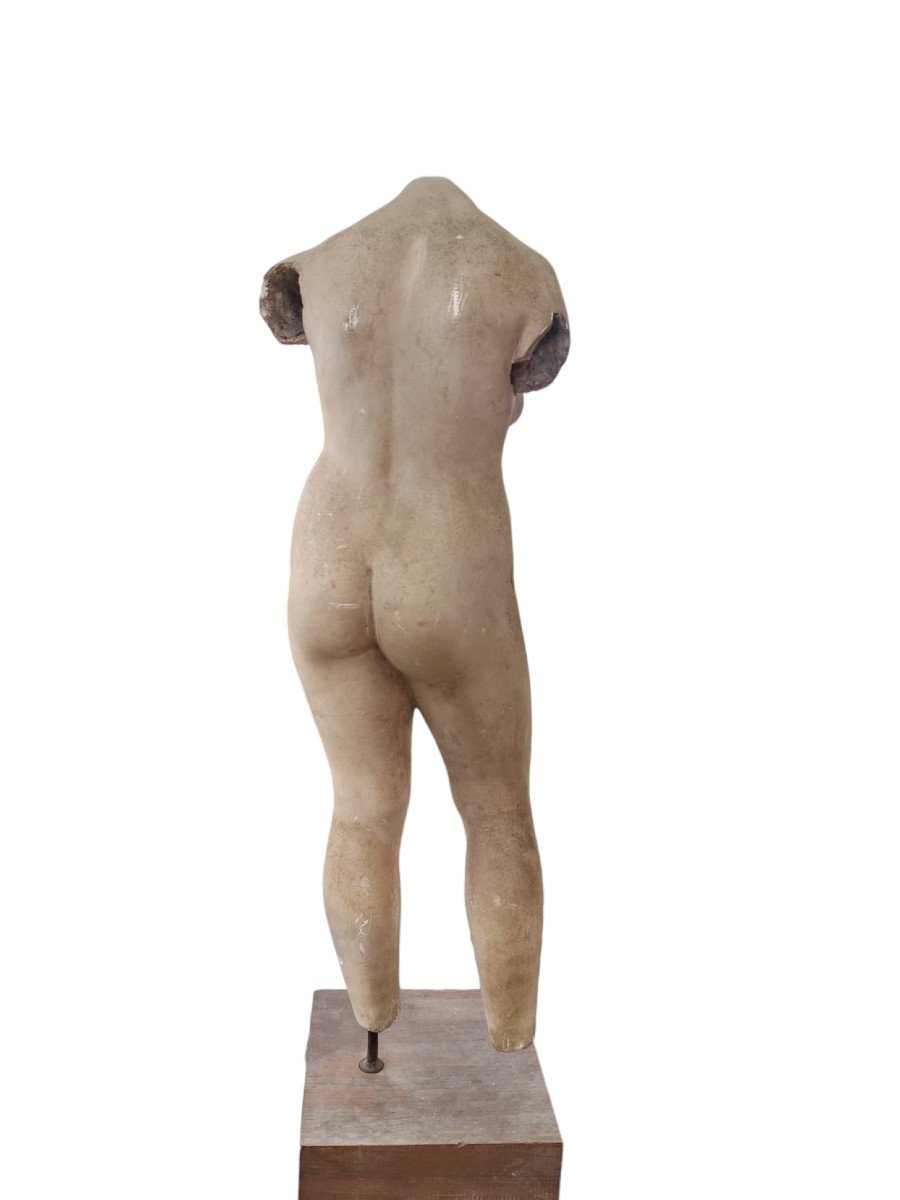 Scultura in gesso raffigurante  Nudo femminile.Otello Montaguti(1921-2005)-photo-1