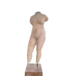 Scultura in gesso raffigurante  Nudo femminile.Otello Montaguti(1921-2005)