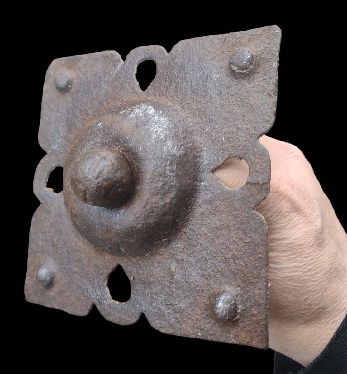 4 Enormi chiodi in ferro forgiato e sbalzato XVII secolo