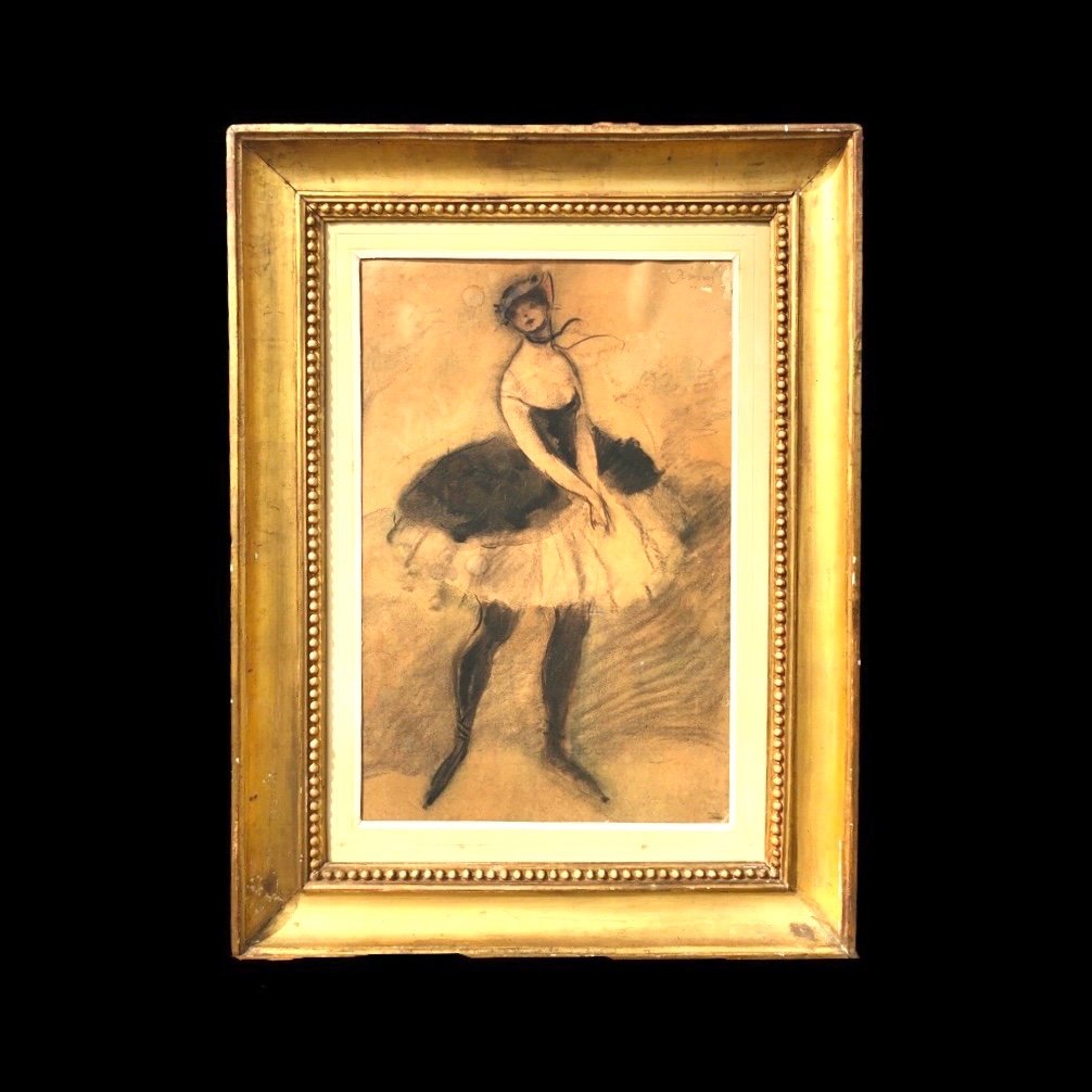 Disegno a carboncino su cartone con figura di ballerina.Francia.firmato.