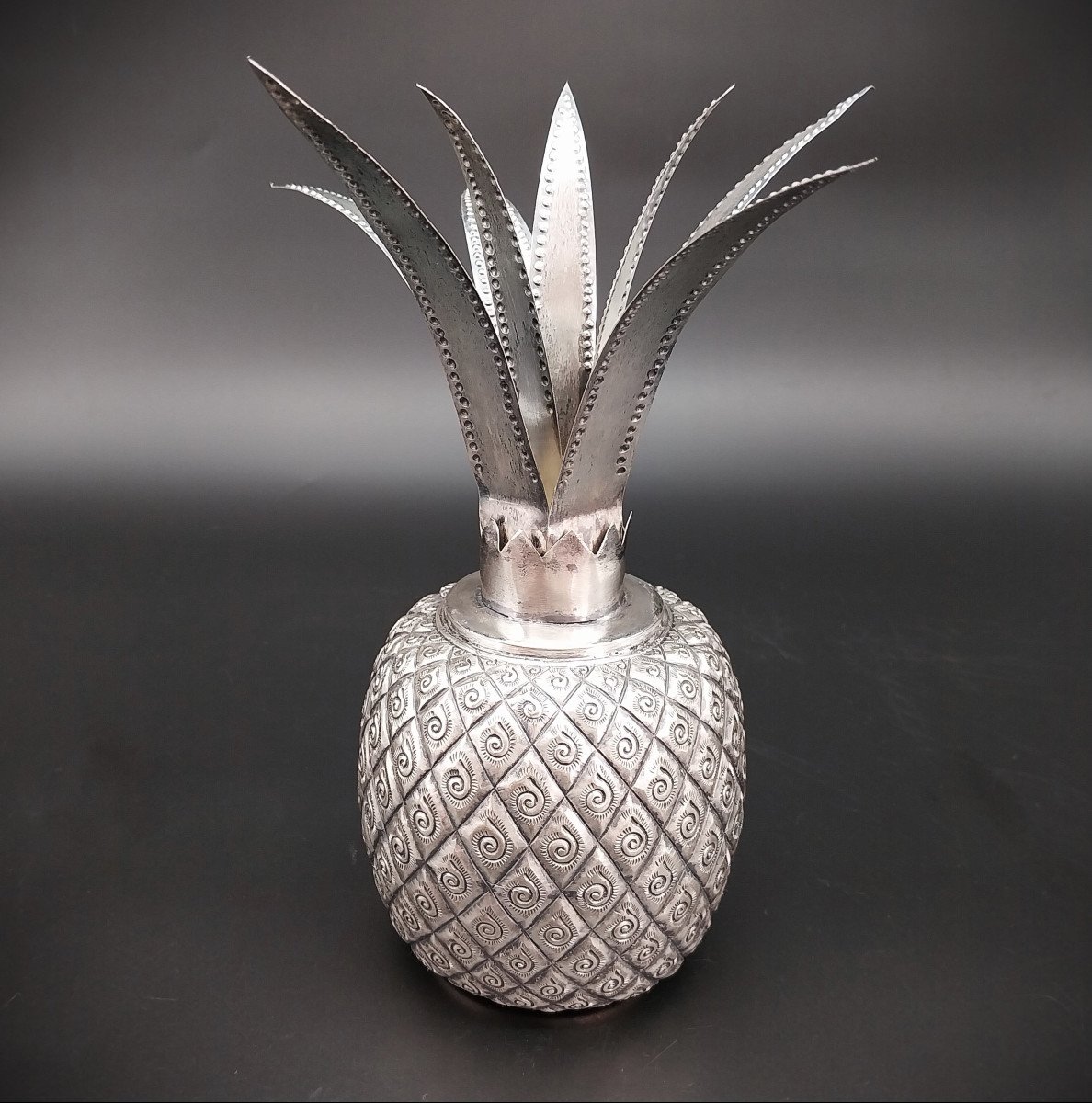 Coppia di ananas in argento, vasi decorativi-photo-1