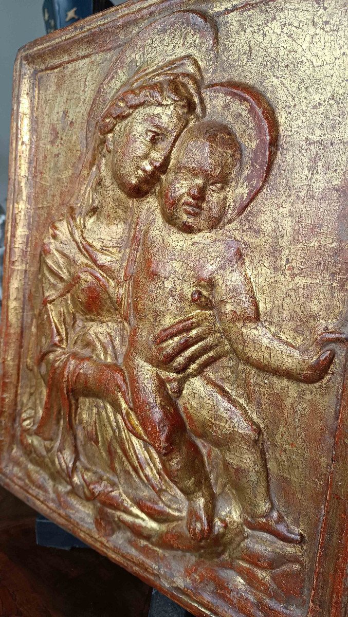 ALTORILIEVO IN STUCCO DORATO MADONNA E BAMBINO XVI SECOLO-photo-2