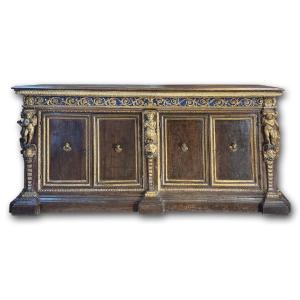 CREDENZA IN NOCE RINASCIMENTALE PRIMA META’ DEL XVI SECOLO