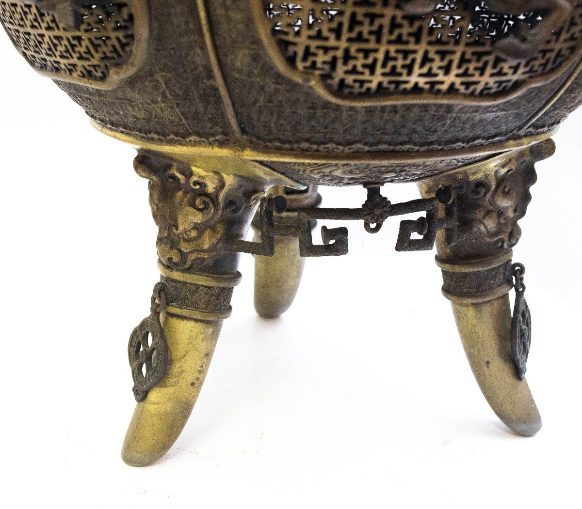 Grande Incensiere in bronzo, origine Asia, Epoca '800, marchiato-photo-2