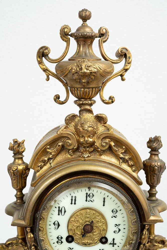 Orologio antico in bronzo stile Napoleone III Francese. Periodo XX secolo.-photo-2