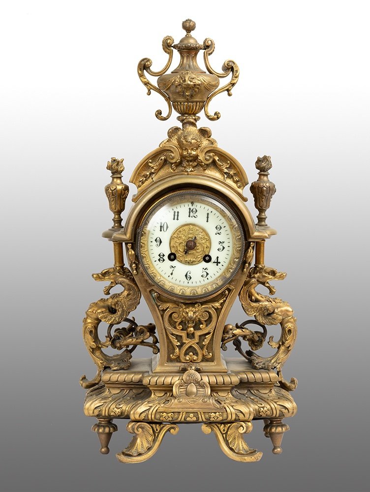 Orologio antico in bronzo stile Napoleone III Francese. Periodo XX secolo.