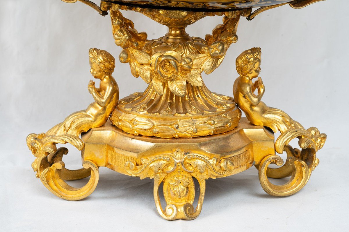 Centrotavola antico Napoleone III in porcellana policroma di Sevres e bronzo dorato 19secolo-photo-2