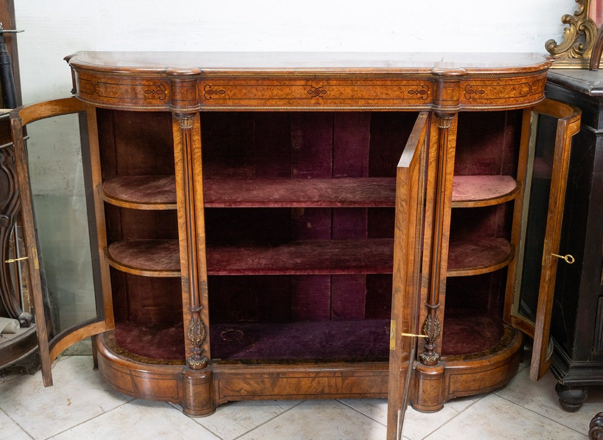 Credenza Vittoriana Inglese in radica di noce con innesti di intarsio in acero.-photo-1