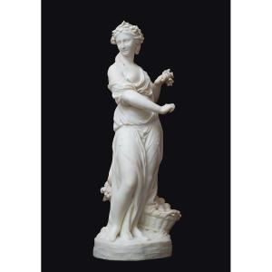 Scultura antica in marmo bianco statuario raffigurante l'allegoria dell'Estate. Francia XVIII s