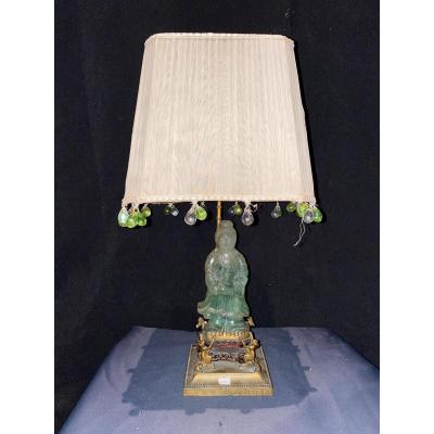 Petite Lampe Avec Une Figure De Jade, XXe siècle
