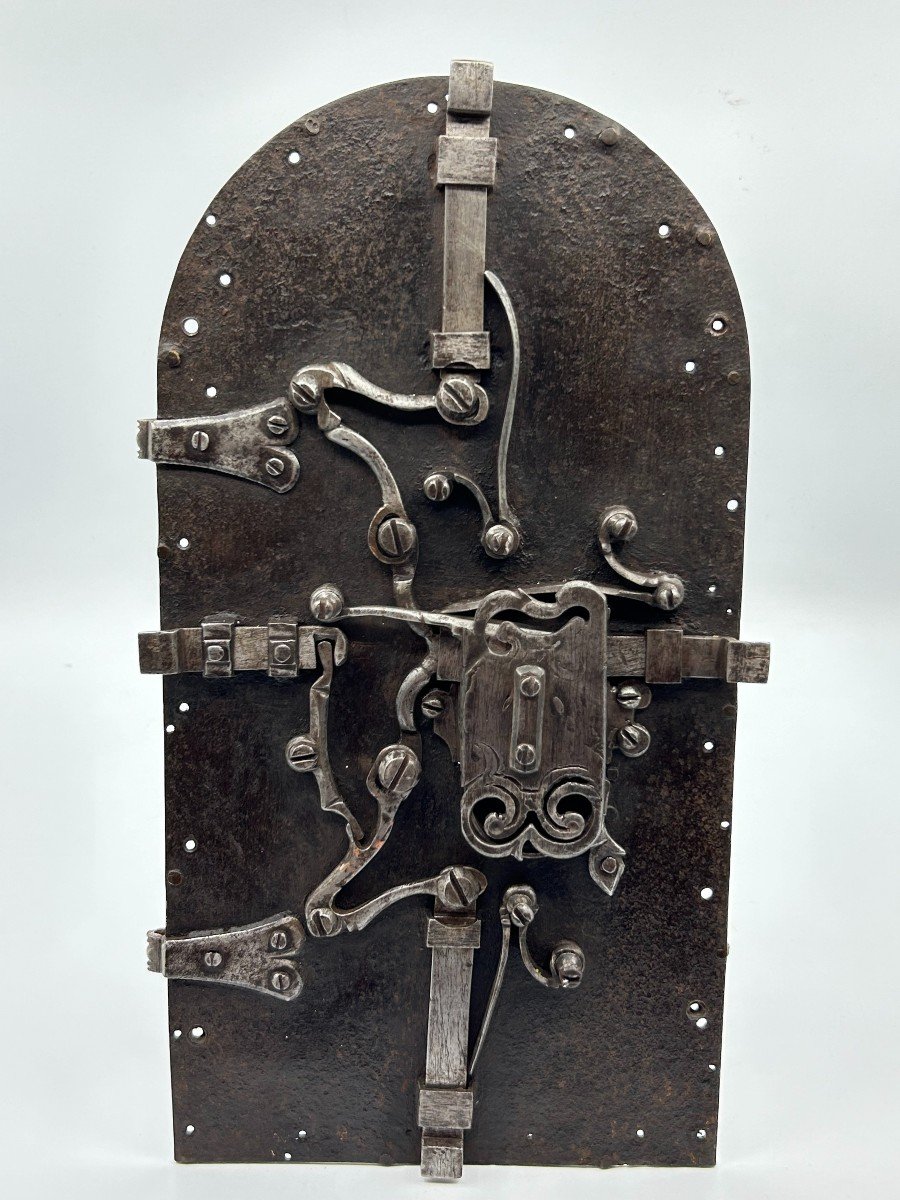 Sportello da cassaforte in ferro forgiato