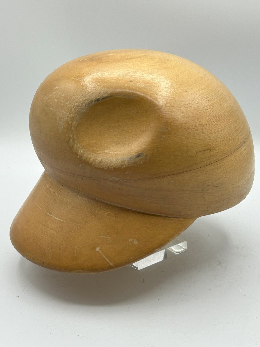 Scultura in legno forma da cappello-photo-3