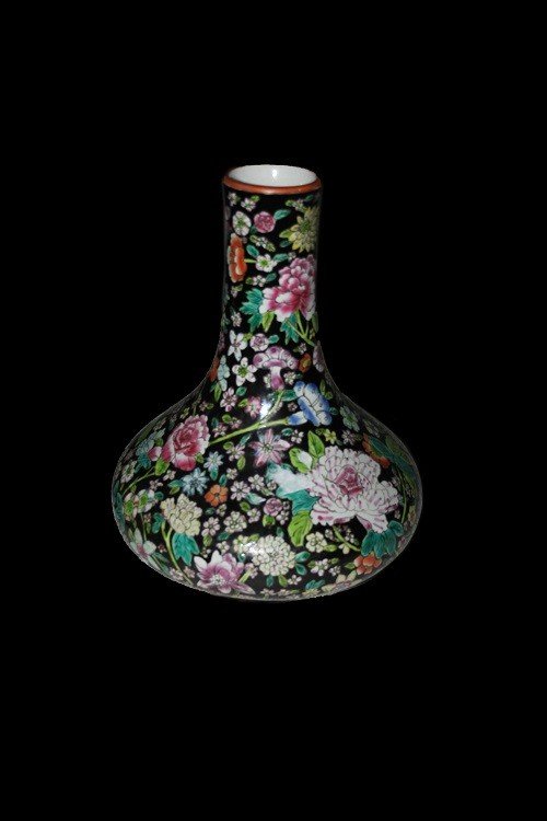 Coppia di vasi monofiore cinesi riccamente decorati motivo floreale-photo-2