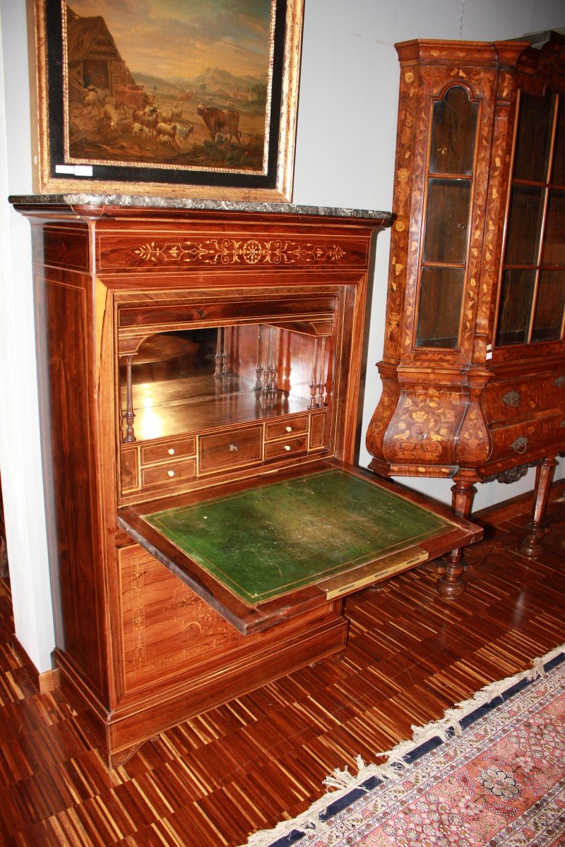 Secretaire francese di metà 1800, stile Carlo X, in legno di palissandro con ricchi motivi -photo-2