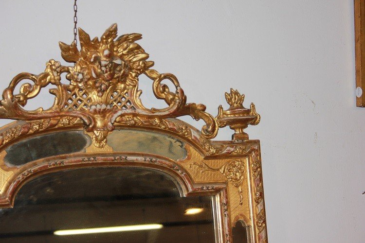 Specchiera francese di metà 1800, stile Luigi XV, in legno dorato foglia oro-photo-3