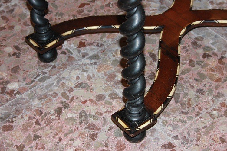 Tavolino francese di metà 1800 di gusto olandese in legno di palissandro-photo-4