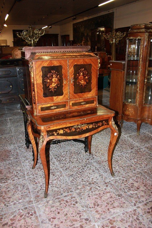 Cabinet credenzino francese della prima metà de 1800, stile Luigi XV, in legno di bois de rose 