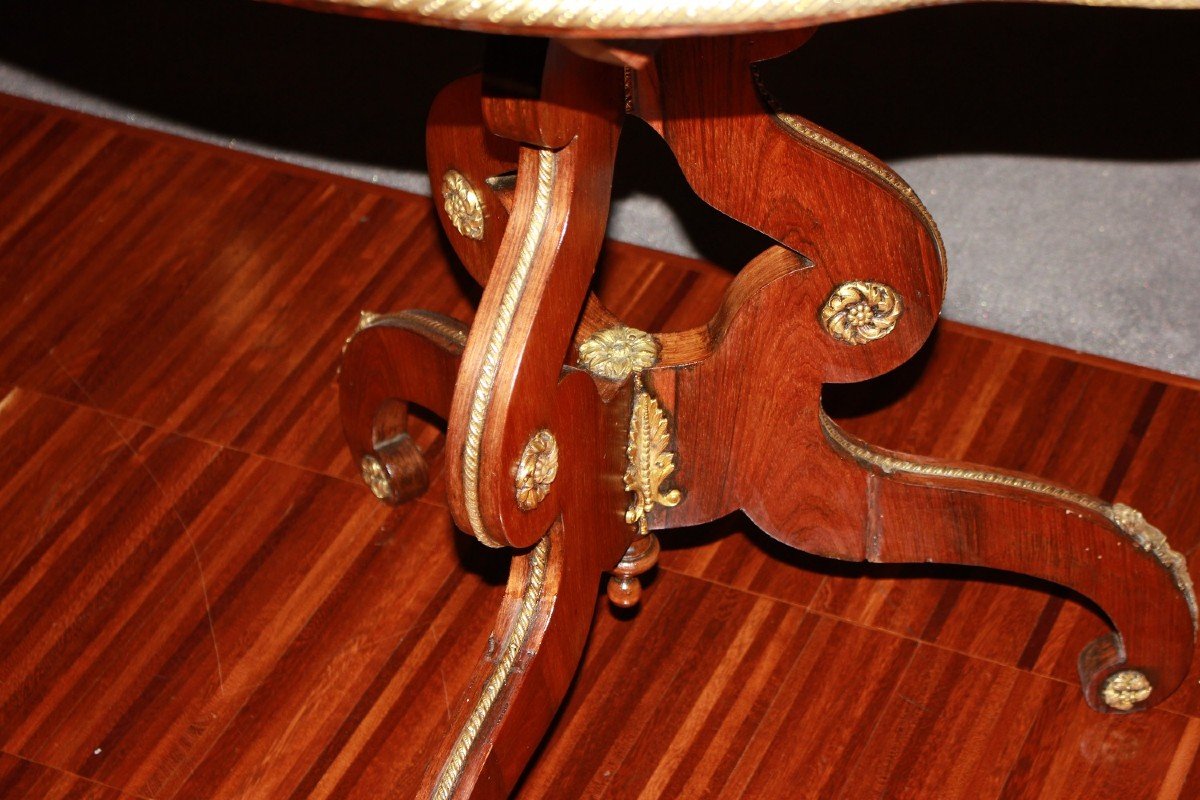 Tavolino a vela stile Luigi XV in legno di bois de violette del 1800-photo-1