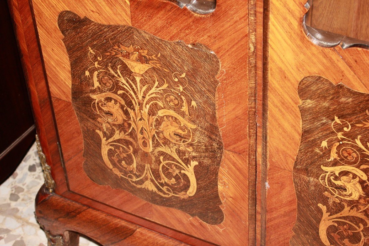 Vetrina Francese Stile Reggenza in legno di bois de rose Riccamente Intarsiata-photo-3
