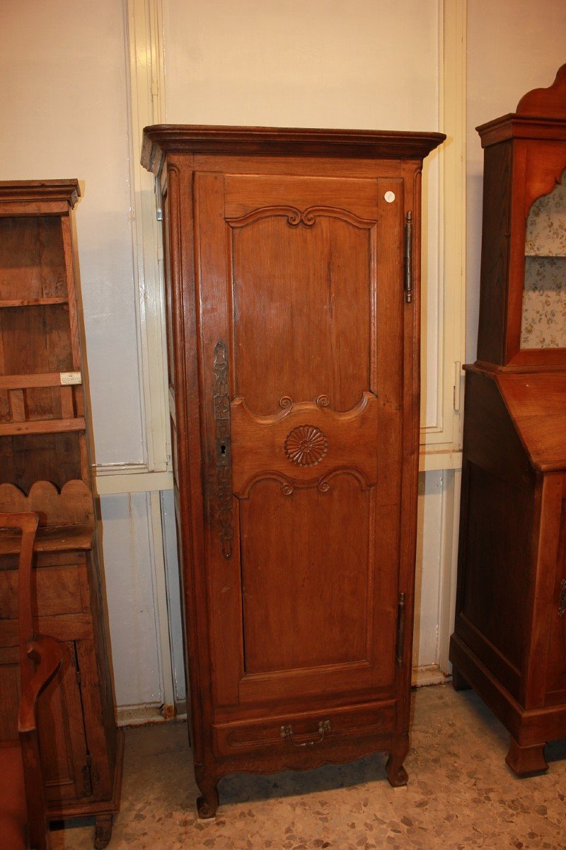 Piccolo Stipo Francese ad 1 Porta in Legno di Noce Provenzale