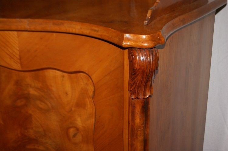 Bellissima credenza Nord Europa della prima metà 1800, stile Biedermeier, in legno di betulla. -photo-1