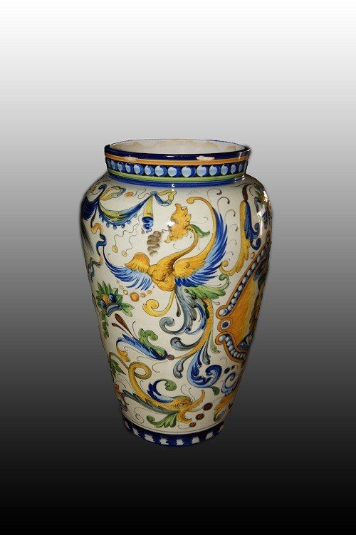 Stupendo vaso italiano di inizio 1900 in stile Neorinascimento in maiolica riccamente decorata.-photo-3