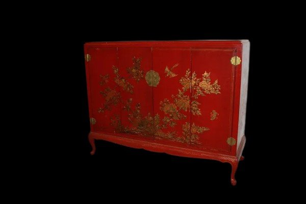 Credenza Cinese prima metà del 1900 in legno laccato colore Rosso 