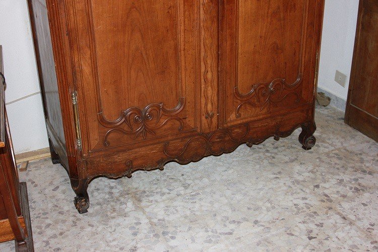 Armadio francese di fine 1700, stile Provenzale, in legno di ciliegio-photo-3