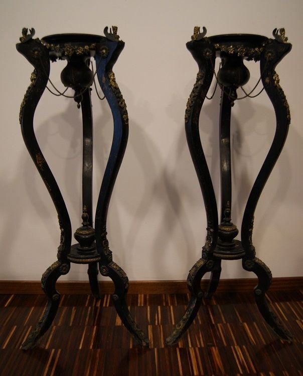  Porte-plantes, Tables Noircies De Style Empire Avec Bronzes Des Années 1800