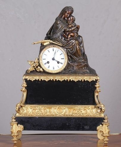 Horloge Française En Bronze Avec Socle En Marbre Représentant La Vierge Avec l'Enfant Jésus 